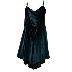 LUCY IN THE SKY WOMEN'S MEDIUM GREEN VELVET ROMPER WHIMSIGOTH GOTH FAIE FAIRY